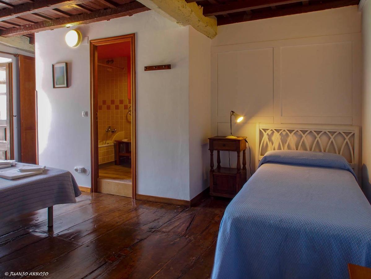 Casa De La Montana Albergue Turistico Avín Buitenkant foto