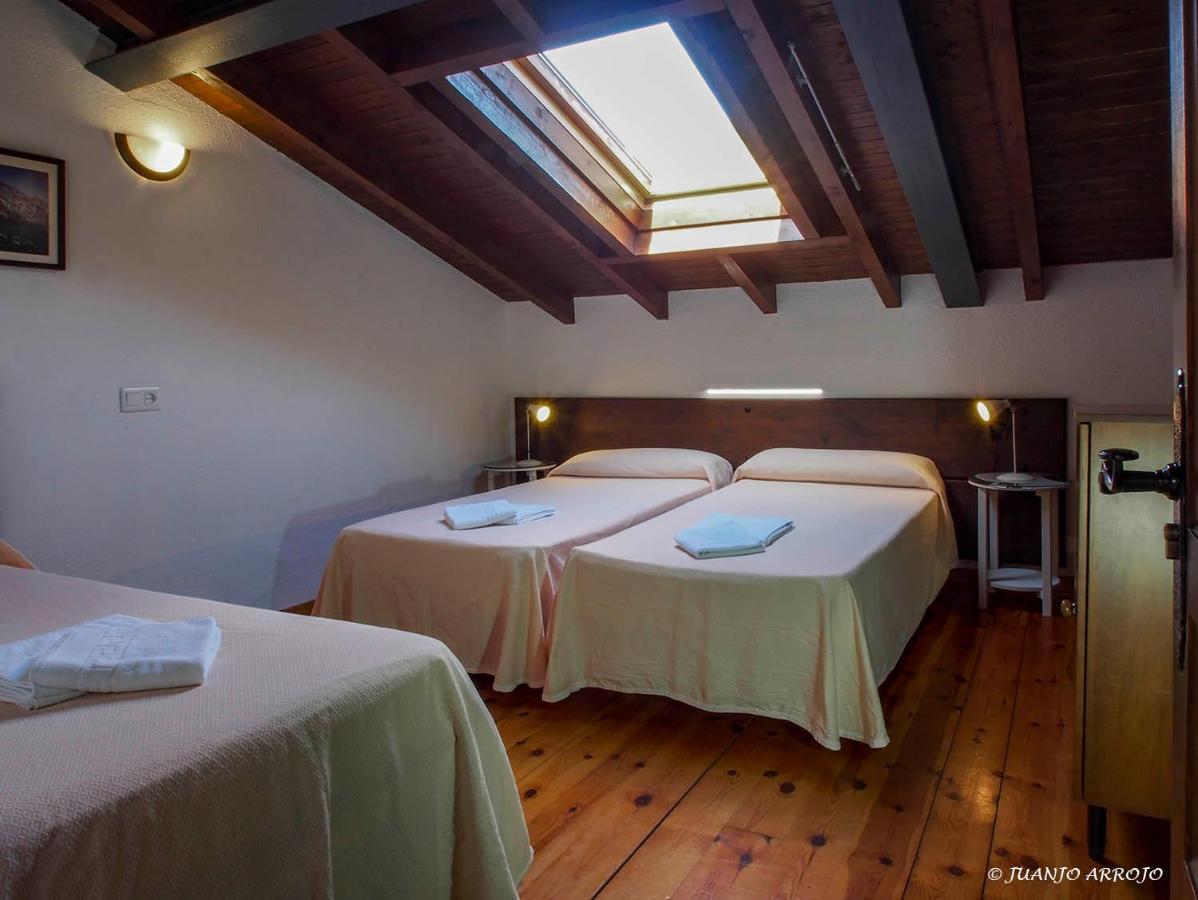 Casa De La Montana Albergue Turistico Avín Buitenkant foto